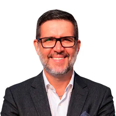 Alexandre Gonçalves, corretor de imóveis credenciado CRECI/SP 273915-F